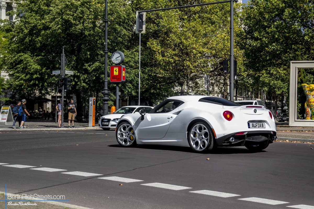 Alfa Romeo 4C spotted in Berlin — BerlinRichStreets
